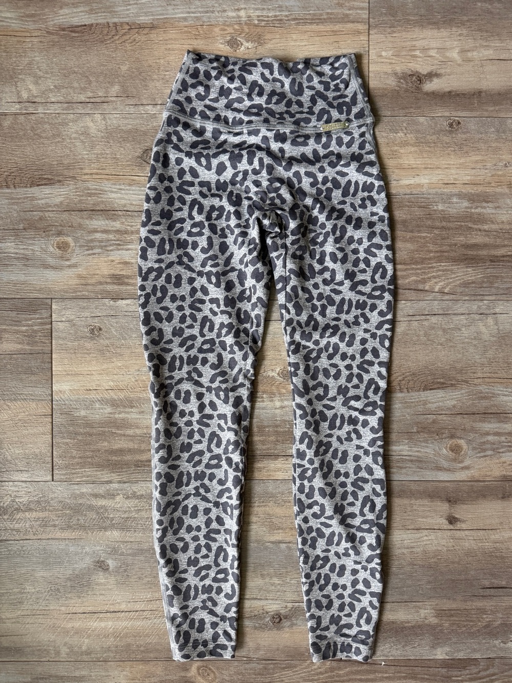 Bombshell Sportswear Cheetah Print leggings